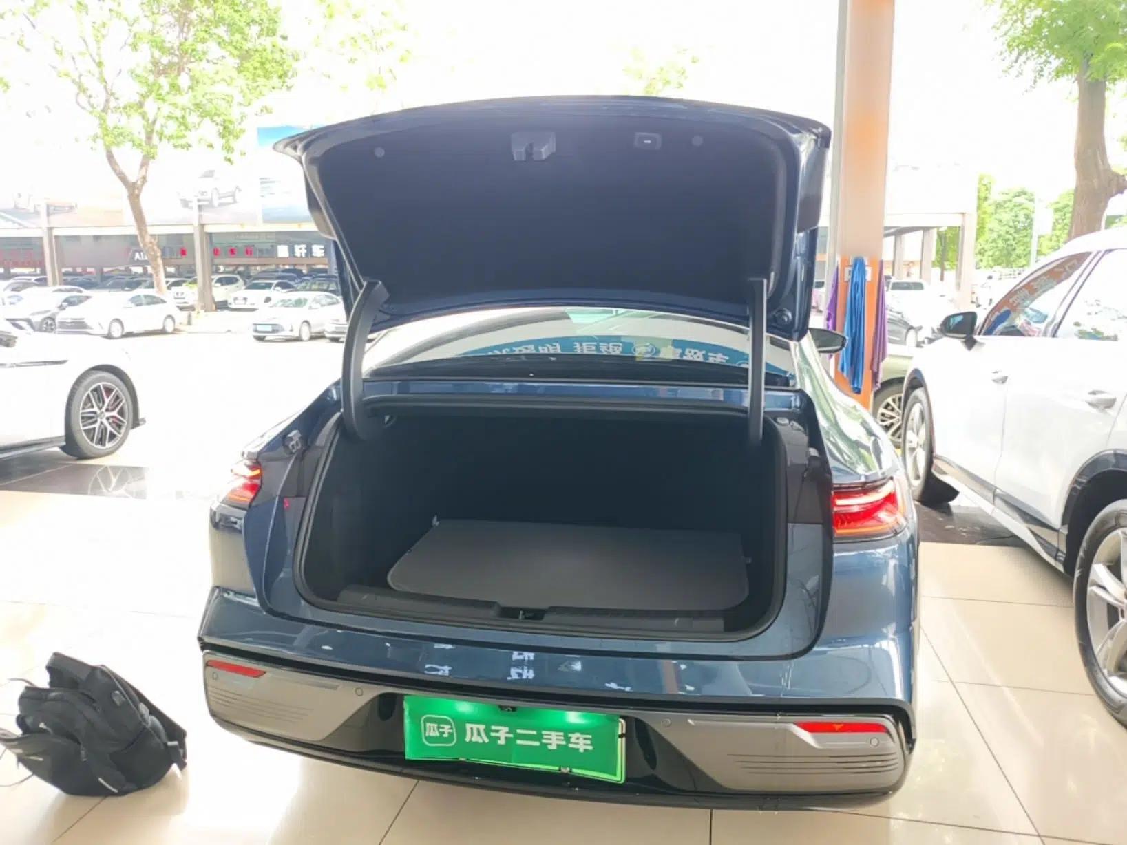 Geely Galaxy 8 2025 130km EM-P Starship Edition — миниатюра 22