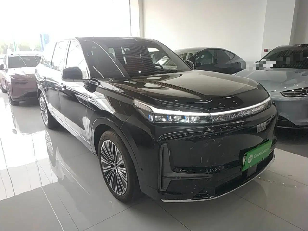 Geely Galaxy M9 2025 Model 210km Four-Wheel-Drive Leading Edition — миниатюра 3