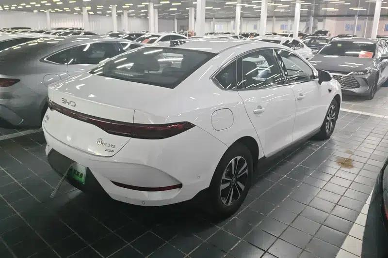 Qin PLUS DM 2025 Intelligent Driving Edition DM-i 120KM Superior Model — миниатюра 3