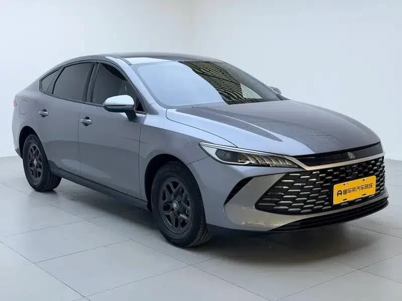 Qin PLUS DM 2025 Intelligent Driving Edition DM-i 55KM Leading Model — миниатюра 3