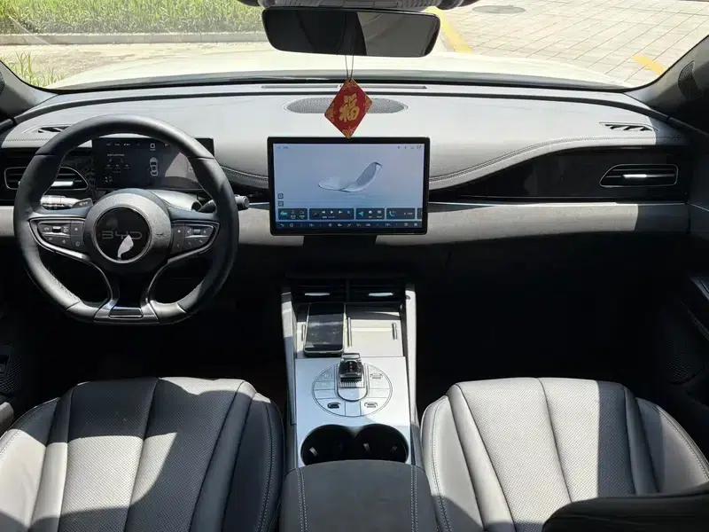 Seal 06DM 2025 Intelligent Driving Edition DM-i 80KM Luxury Model — миниатюра 7