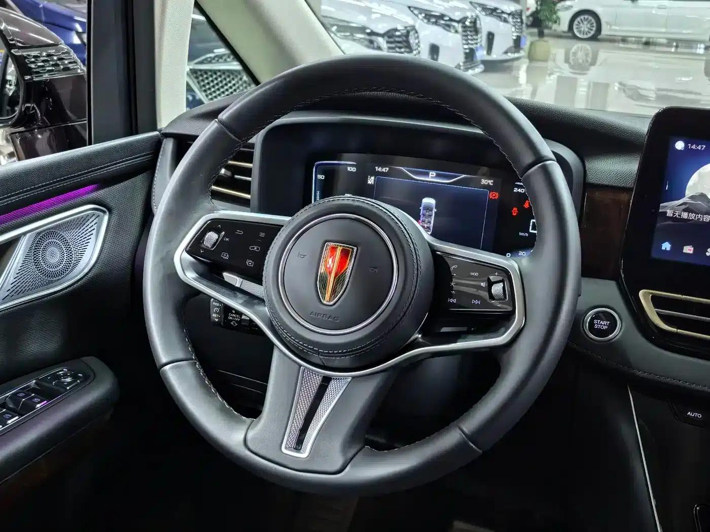 Hongqi HQ9 PHEV 2024 2.0T AWD Luxury Edition — миниатюра 11