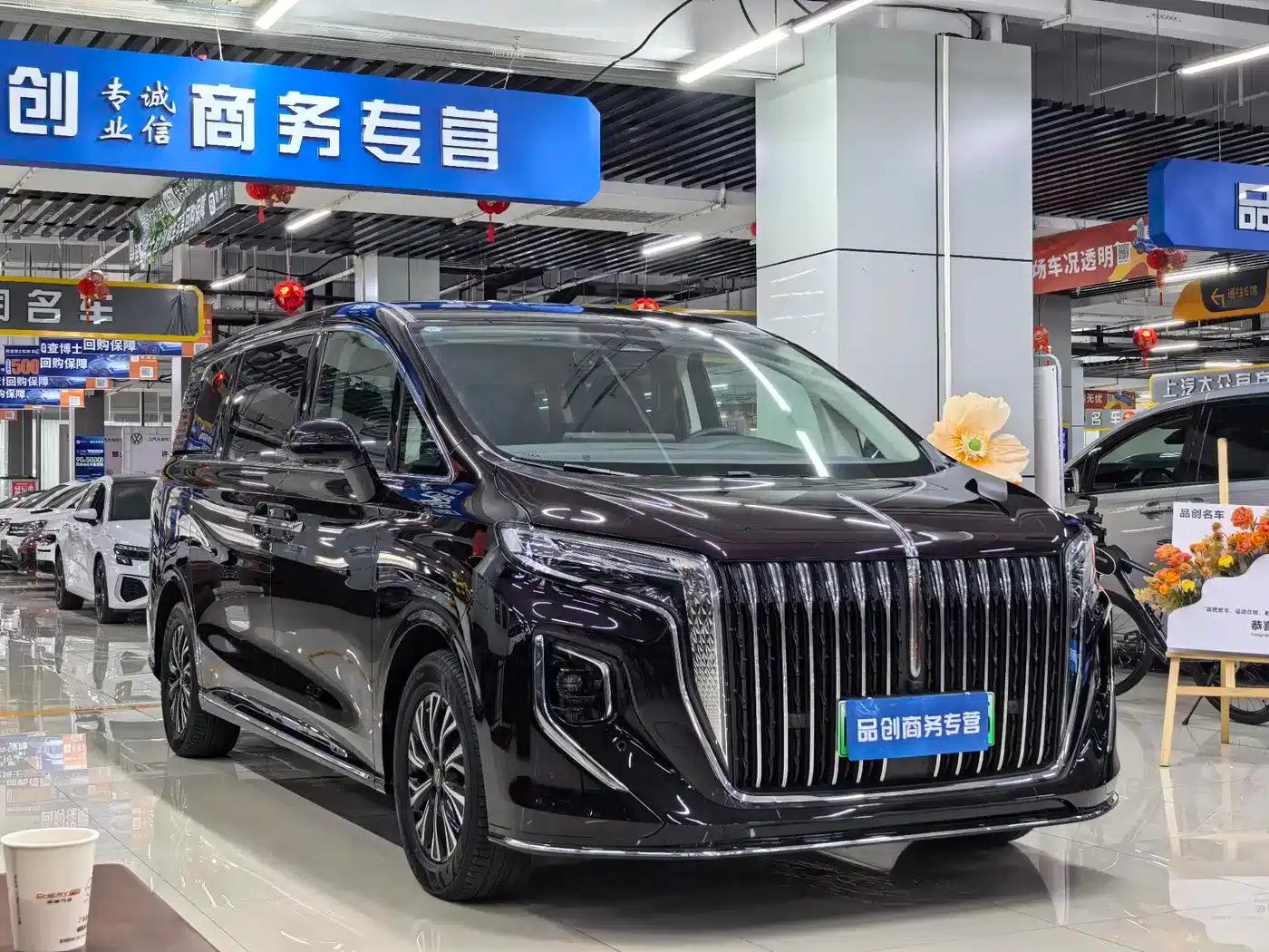Hongqi HQ9 PHEV 2024 2.0T AWD Luxury Edition — миниатюра 3
