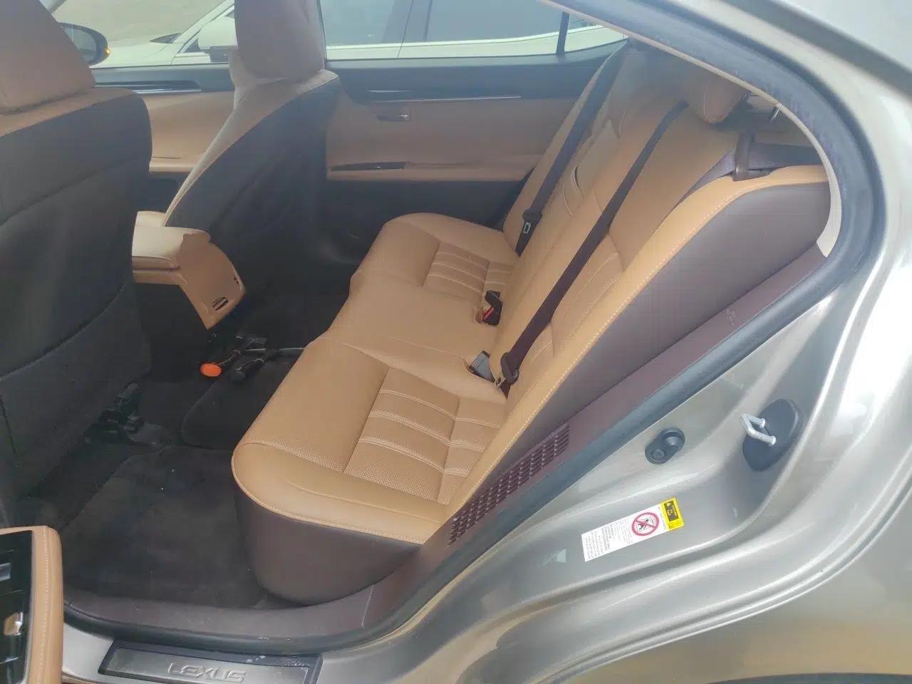 Lexus ES 2015 300h Comfort Edition — миниатюра 17