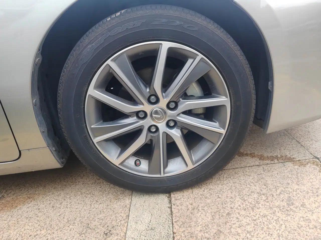 Lexus ES 2015 300h Comfort Edition — миниатюра 8