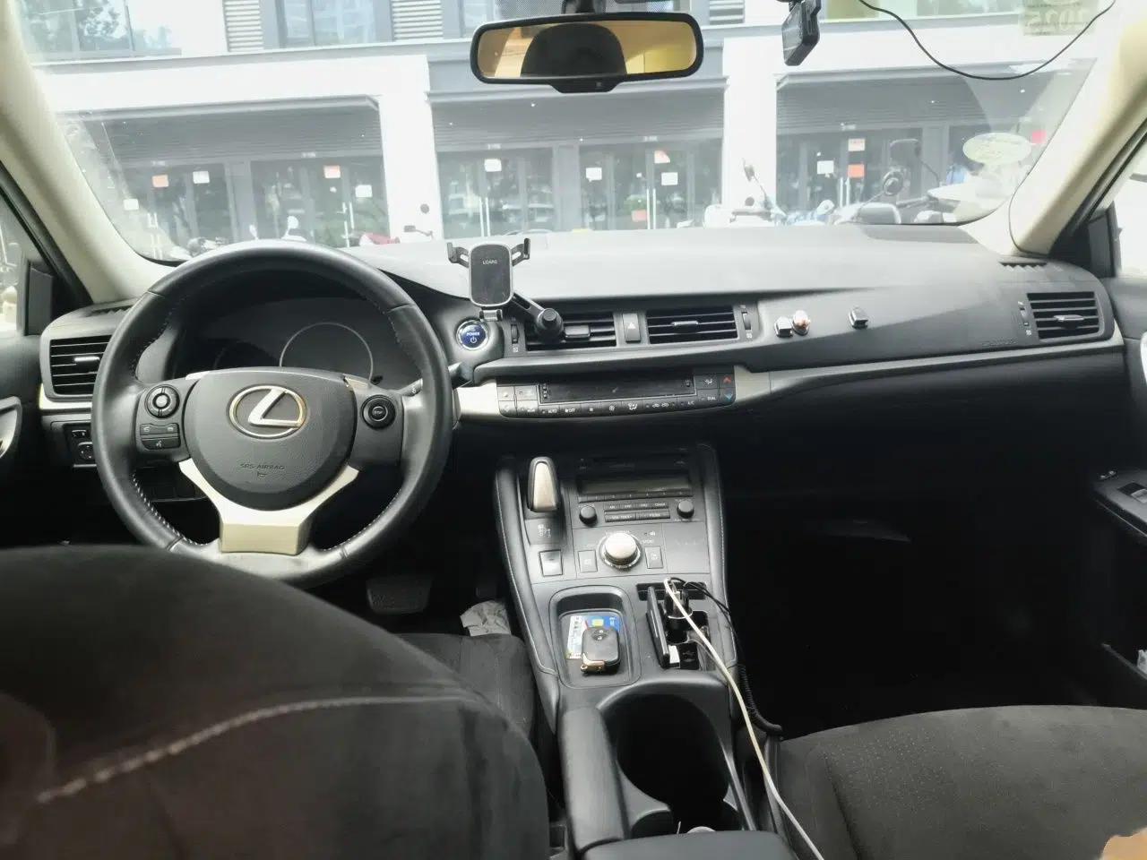 Lexus CT 2014 CT200h Elite Edition Monochrome — миниатюра 9