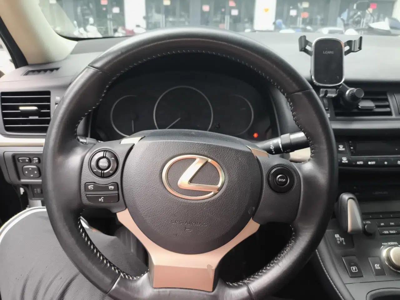 Lexus CT 2014 CT200h Elite Edition Monochrome — миниатюра 10