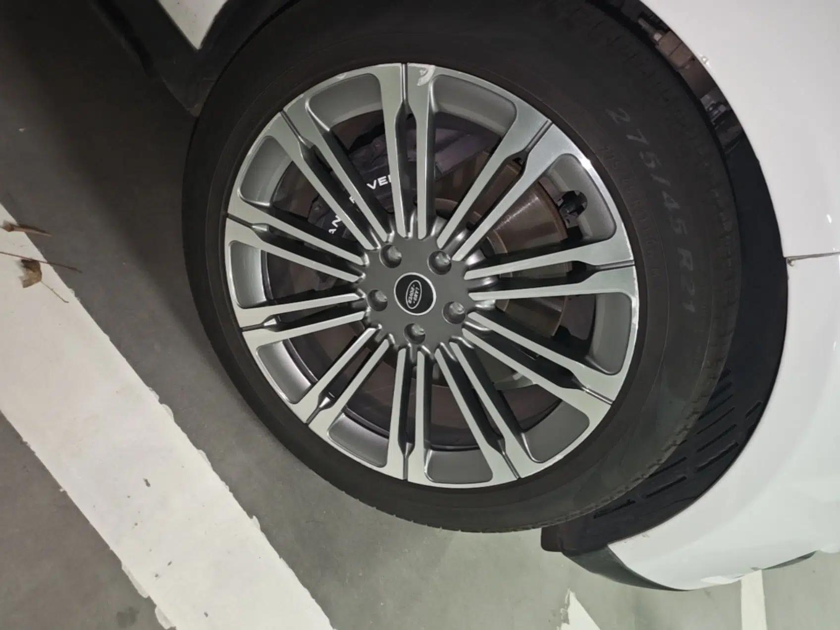 Land Rover Range 2021 3.0 L6 Century Extended Classic Edition — миниатюра 8