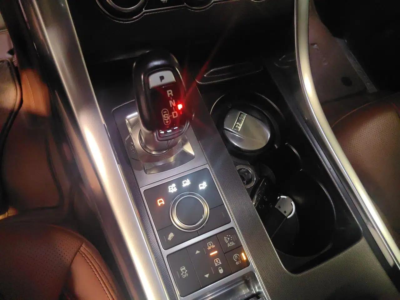 Land Rover Range Sport 2016 3.0 SC V6 HSE DYNAMIC — миниатюра 14