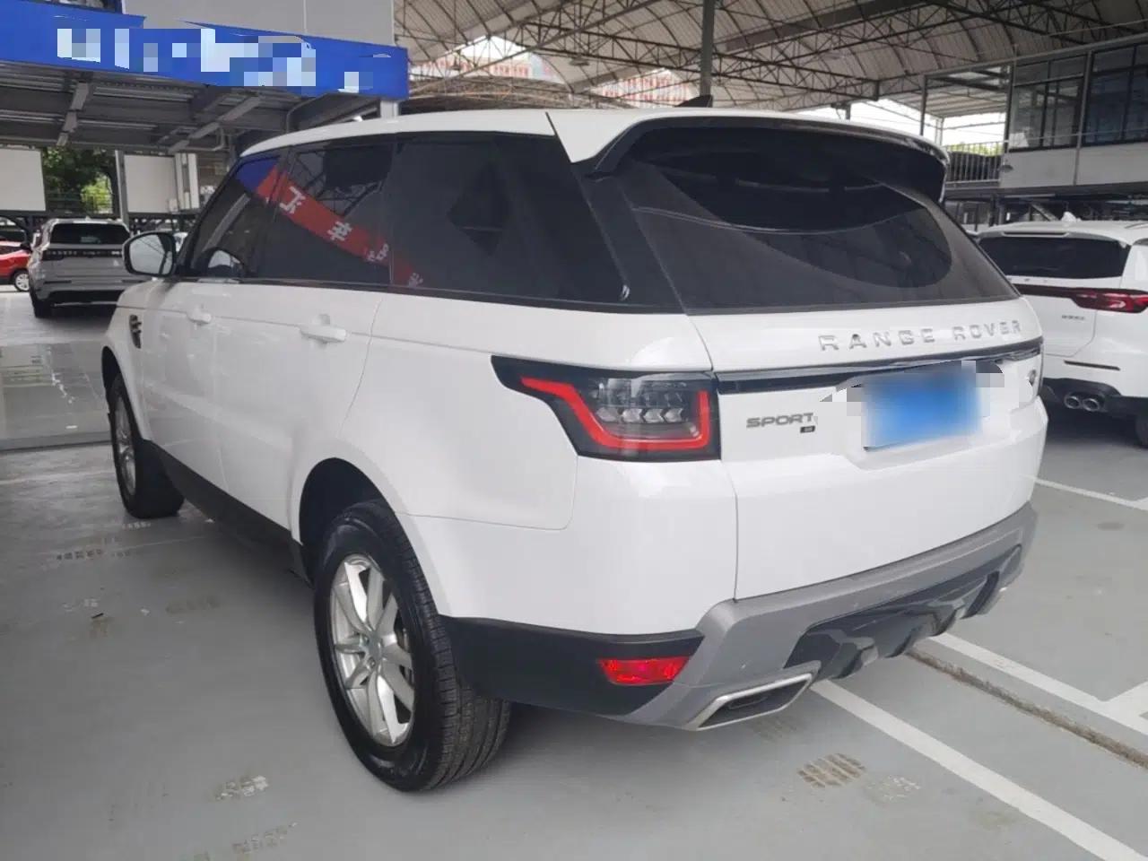 Land Rover Range Sport 2020 3.0 L6 SE — миниатюра 4