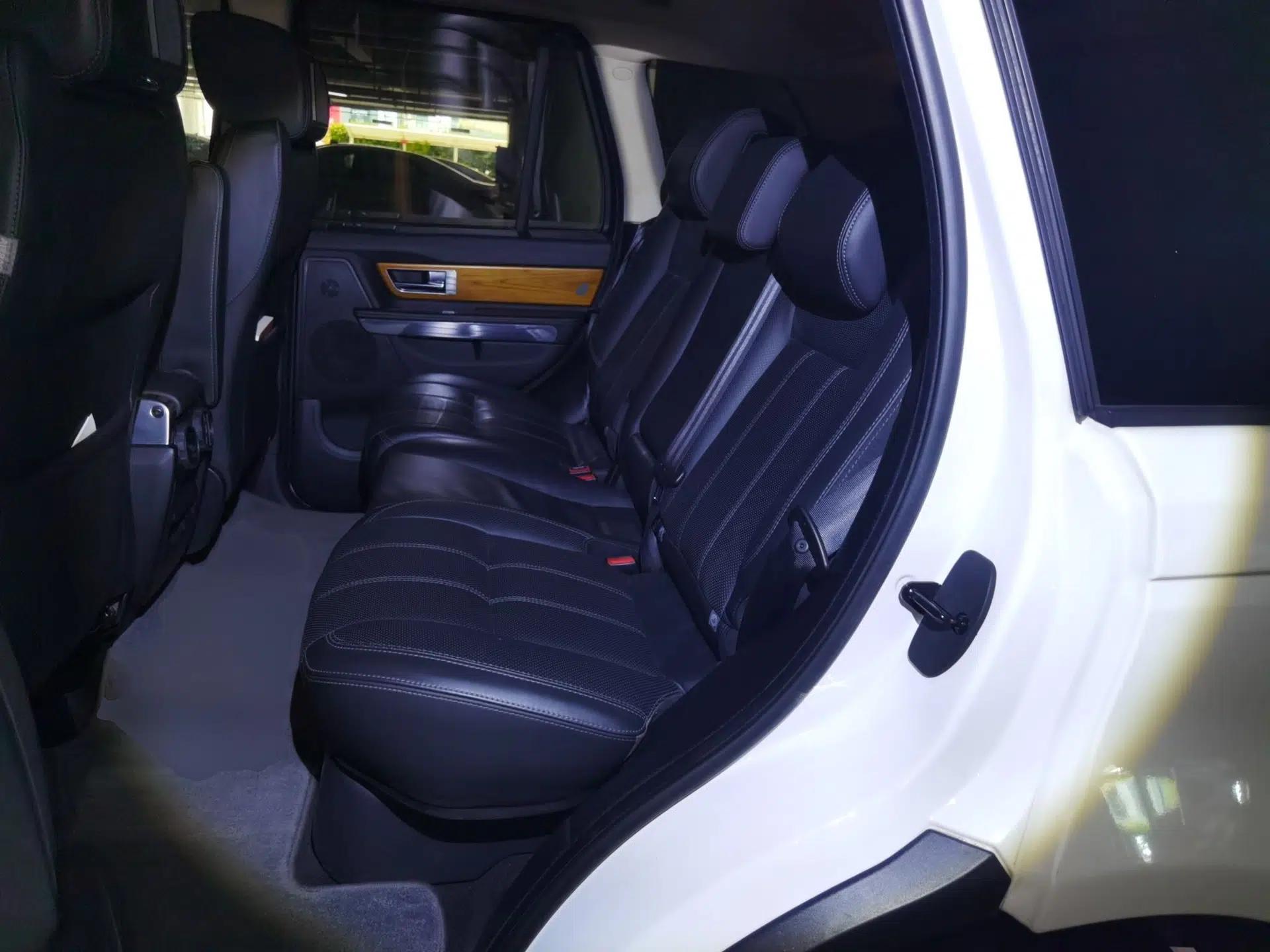 Land Rover Range Sport 2012 5.0 NA V8 HSE — миниатюра 17