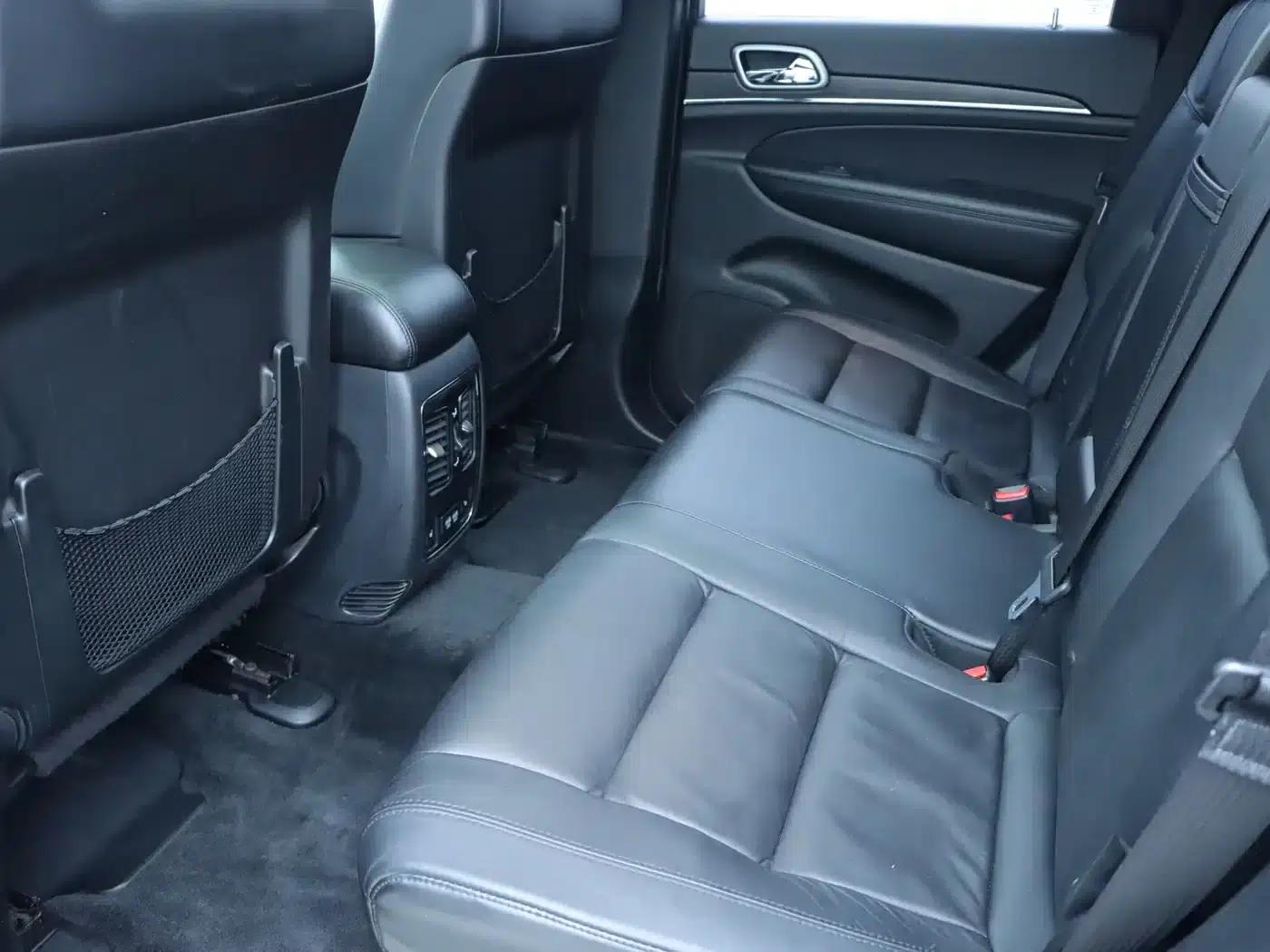 2017 Jeep Grand Cherokee (Imported) 3.0L Comfort Navigation Edition — миниатюра 13