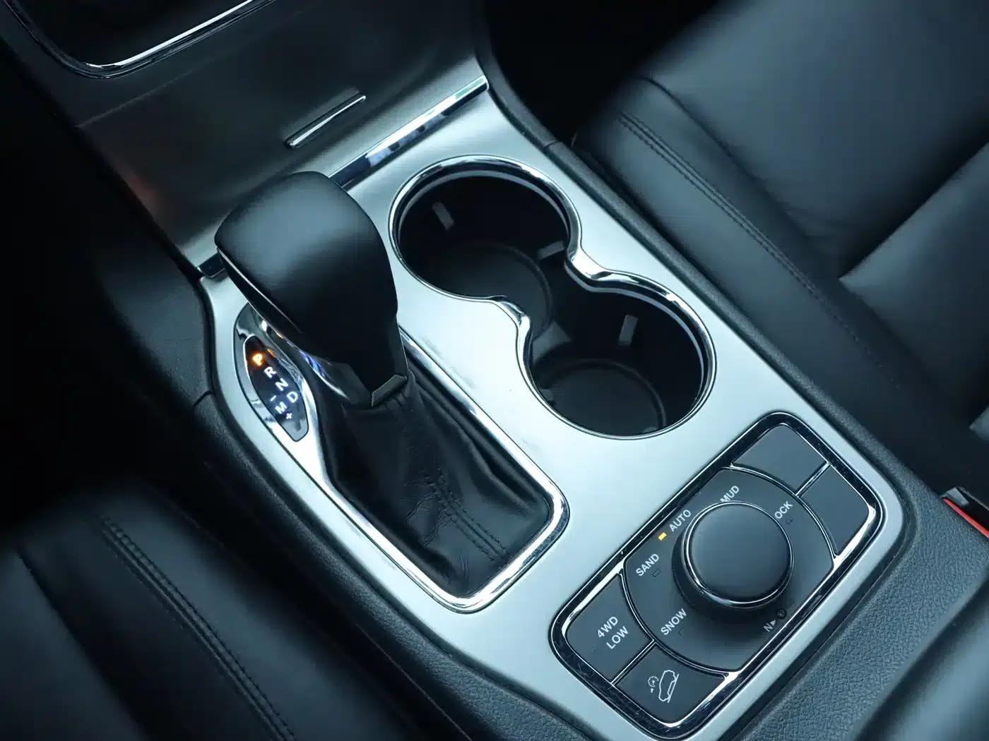 2017 Jeep Grand Cherokee (Imported) 3.0L Comfort Navigation Edition — миниатюра 18