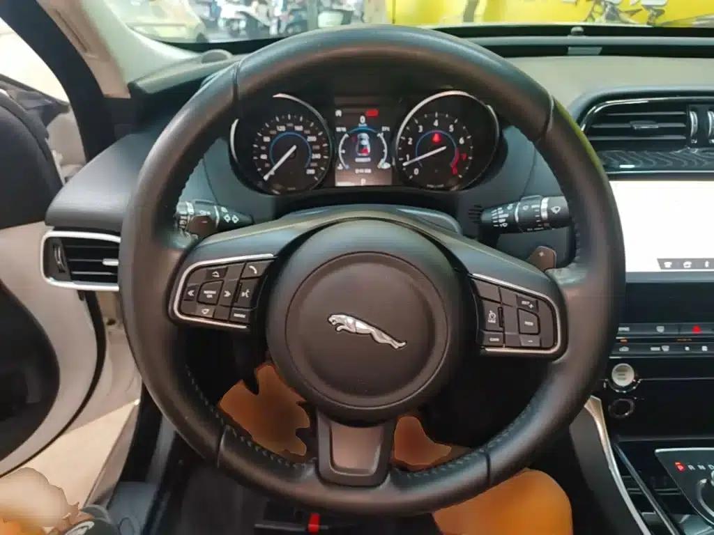 Jaguar XEL 2019 2.0T 200PS Elite Edition — миниатюра 11