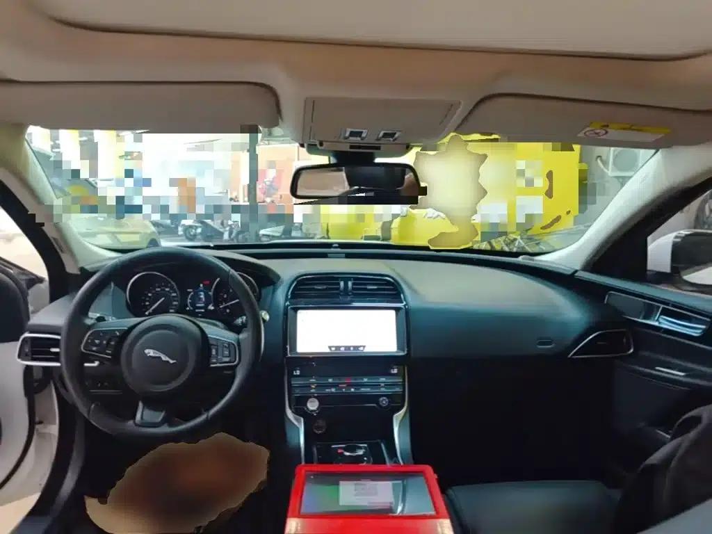 Jaguar XEL 2019 2.0T 200PS Elite Edition — миниатюра 10