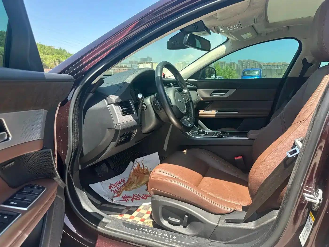 2018 Jaguar XFL 2.0T 250PS Luxury Edition — миниатюра 4