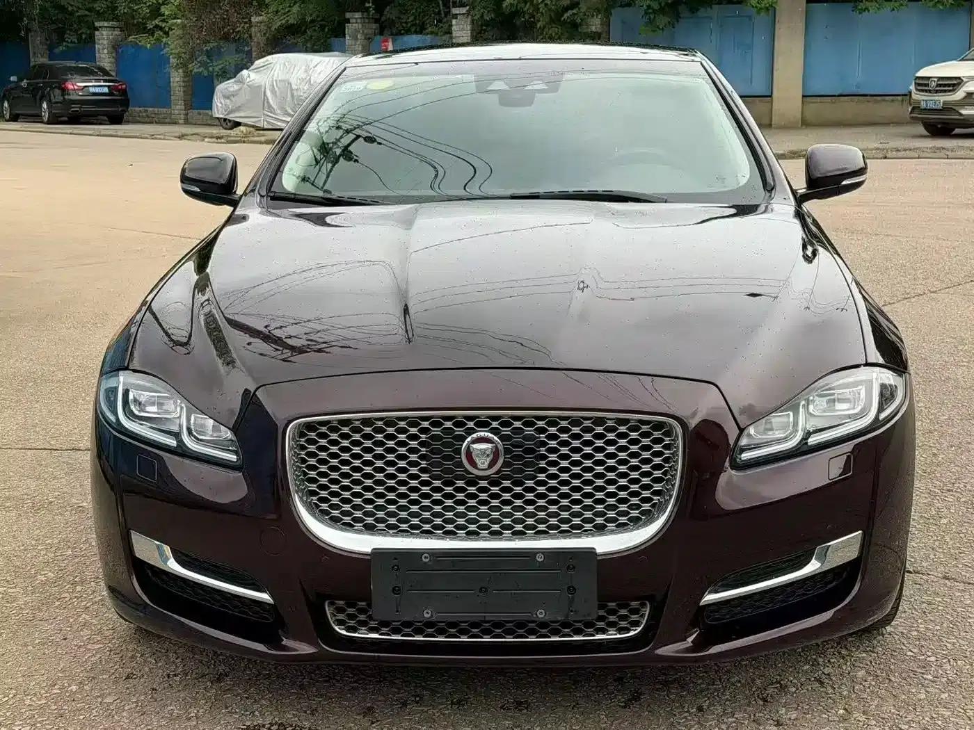 Jaguar XJ 2018 XJL 3.0 SC 2WD Elegant Business Edition — миниатюра 2