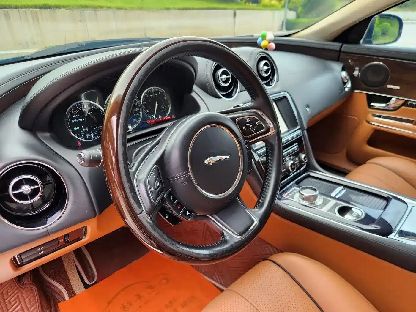 Jaguar XJ 2013 XJL 3.0 SC AWD Flagship Business Edition — миниатюра 17