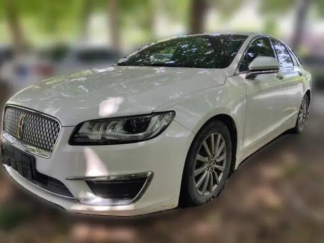 Lincoln MKZ 2018 2.0T Premium Edition