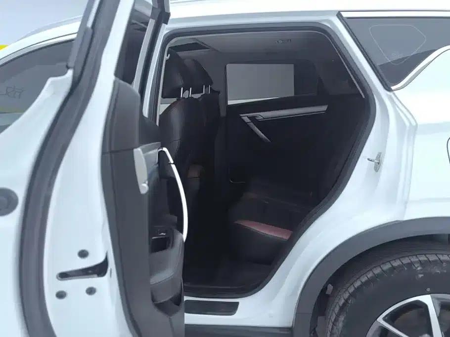 Geely Binyue 2020 Facelift 240T DCT Hunter — миниатюра 11