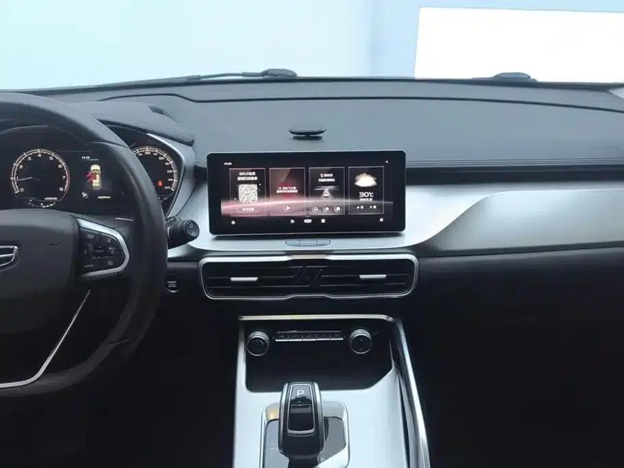 Geely Binyue 2020 Facelift 240T DCT Hunter — миниатюра 13