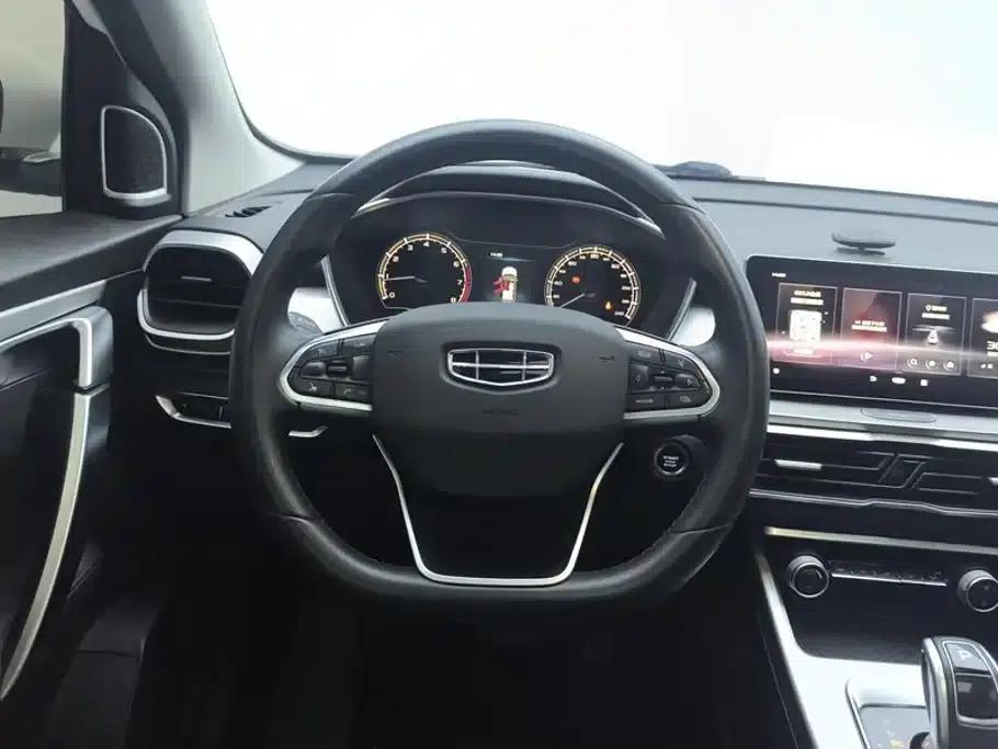 Geely Binyue 2020 Facelift 240T DCT Hunter — миниатюра 15