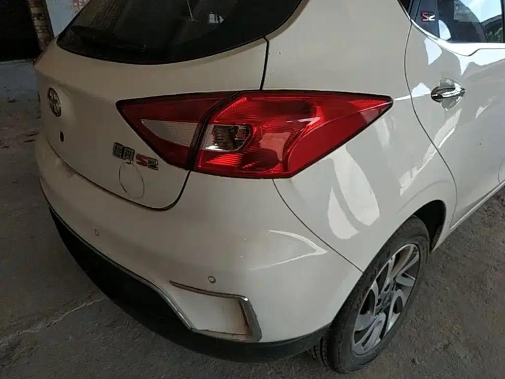Refine S2 2015 1.5L CVT Luxury Intelligent Model — миниатюра 8