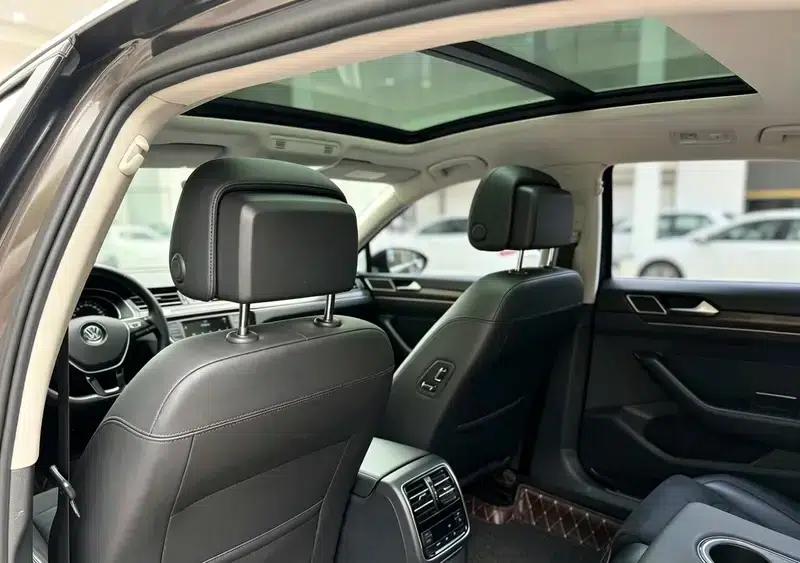 2017 Volkswagen Passat 330TSI DSG Luxury — миниатюра 8