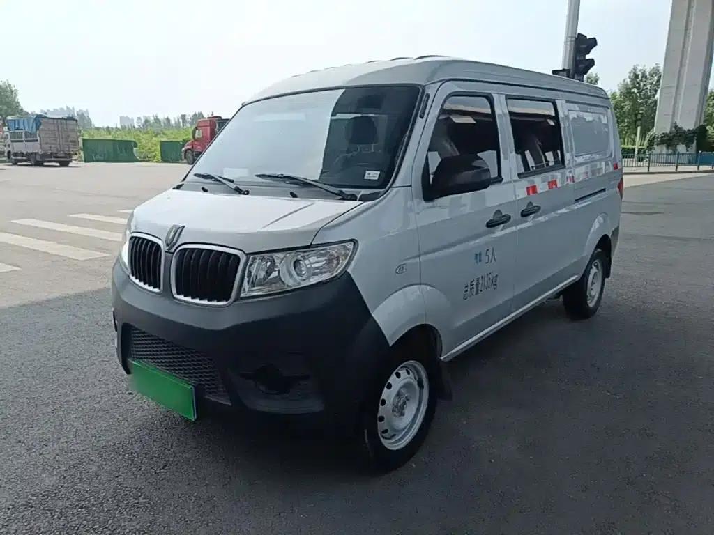 Little Sea Lion X30 2023 Model 1.5L Super Enjoyable Van 2/5 Seats (No Air Conditioning) SWC15M — миниатюра 1