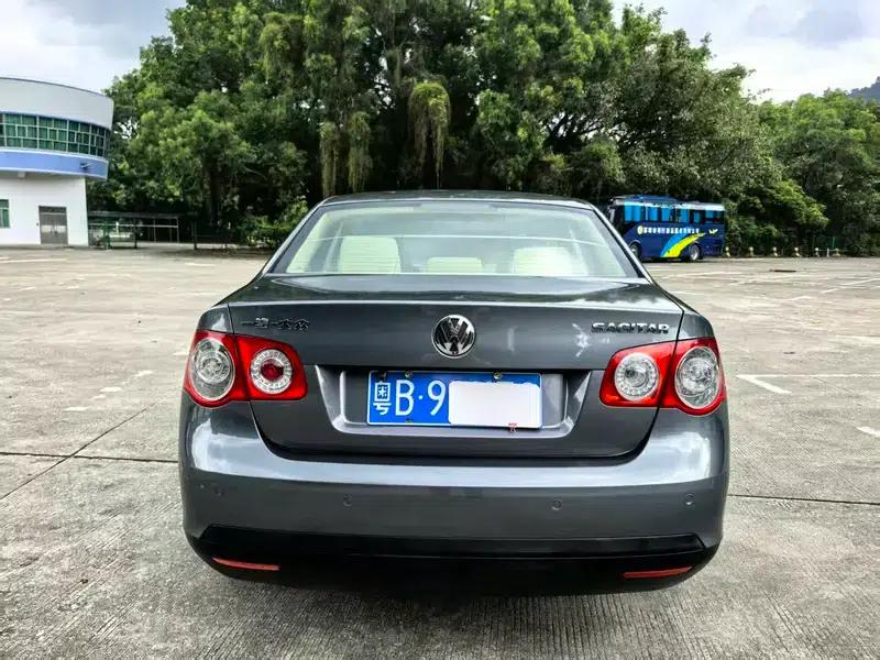 2009 Volkswagen Sagitar 1.6L Manual Comfort Model — миниатюра 4