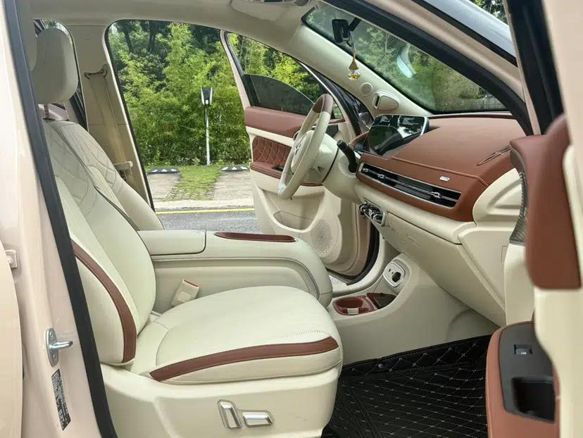 ORA Good Cat 2024 401 km Range Luxury Version 135 kW — миниатюра 35