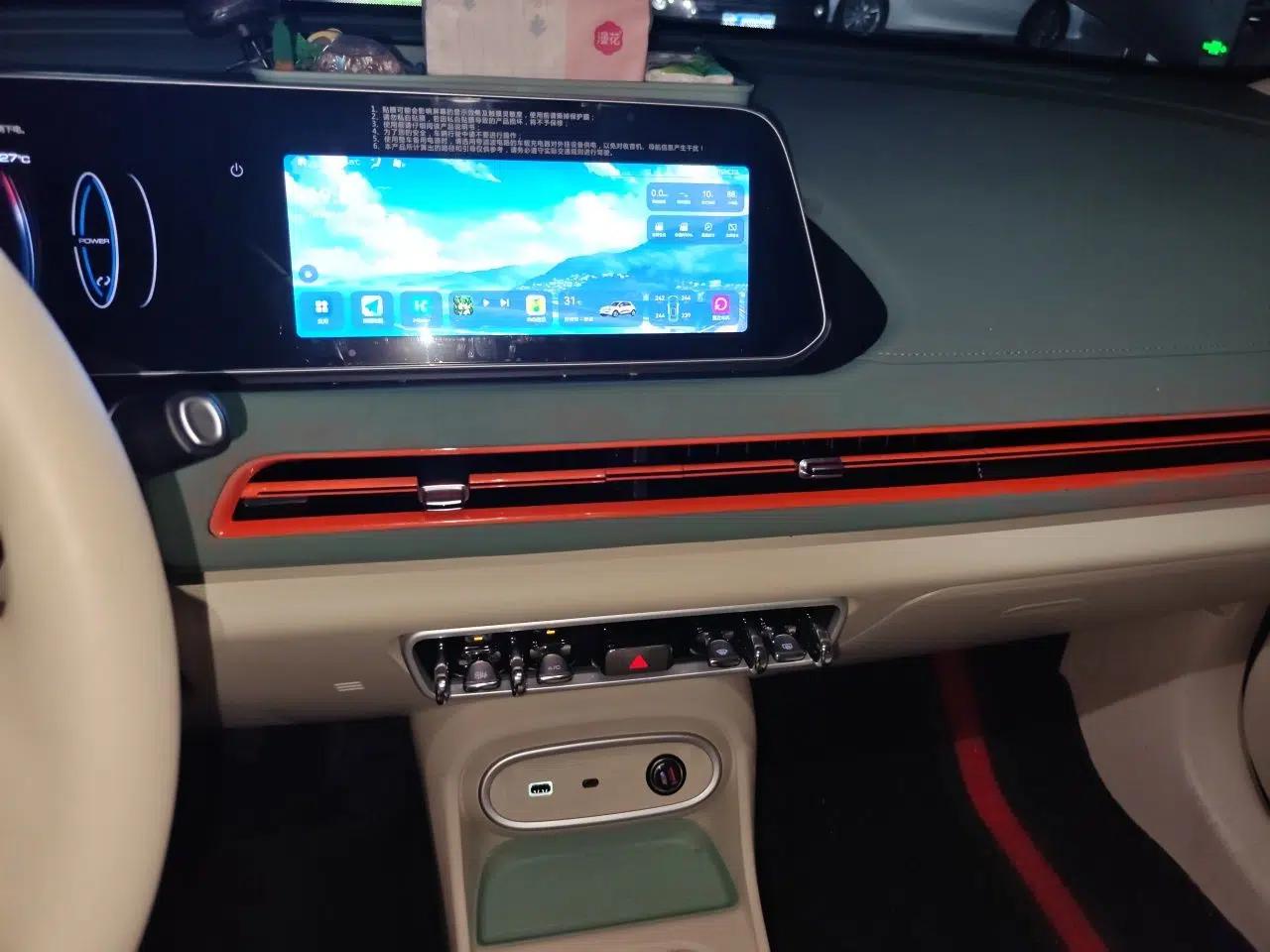 ORA Good Cat 2024 401 km Luxury Version 126 kW — миниатюра 13