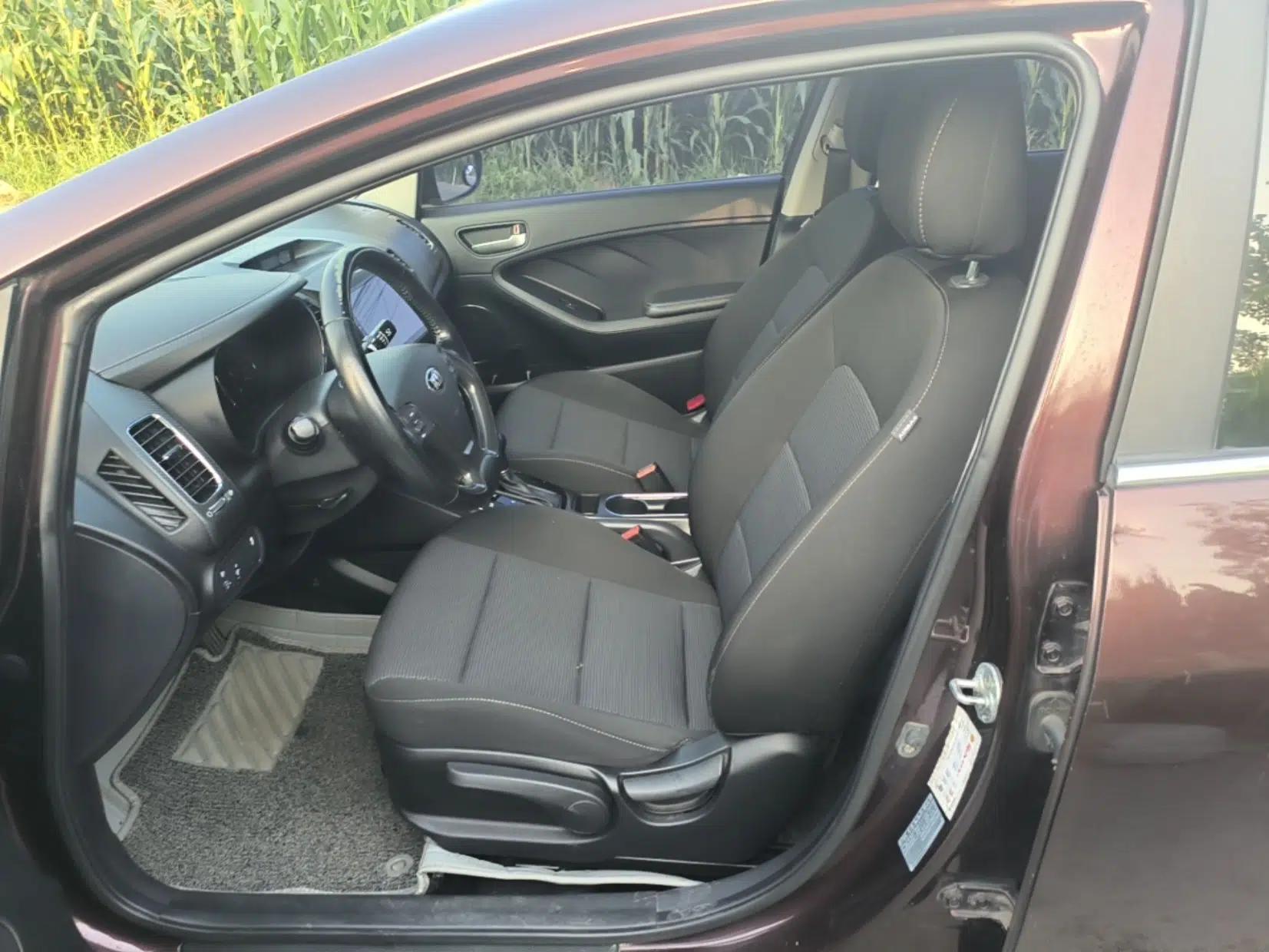 Kia K3 2016 1.6L Automatic GLS — миниатюра 17