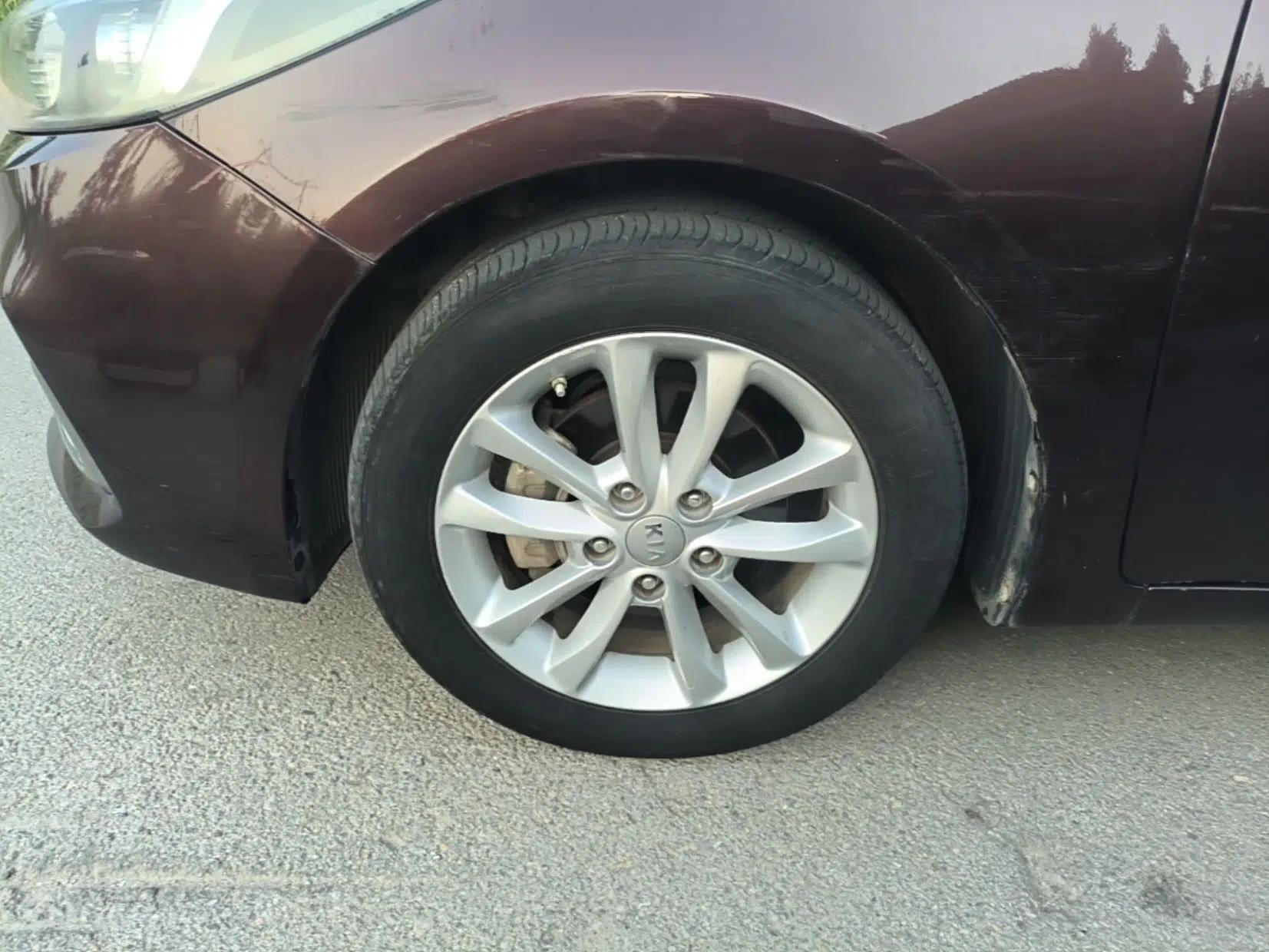 Kia K3 2016 1.6L Automatic GLS — миниатюра 10