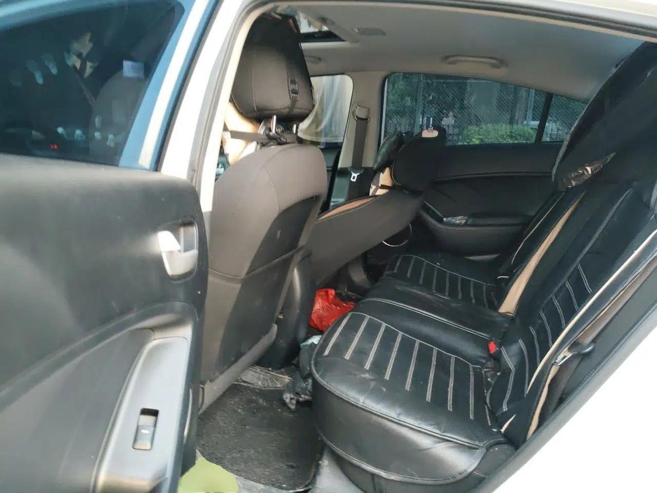 Kia K3 2016 1.6L Automatic GLS — миниатюра 17