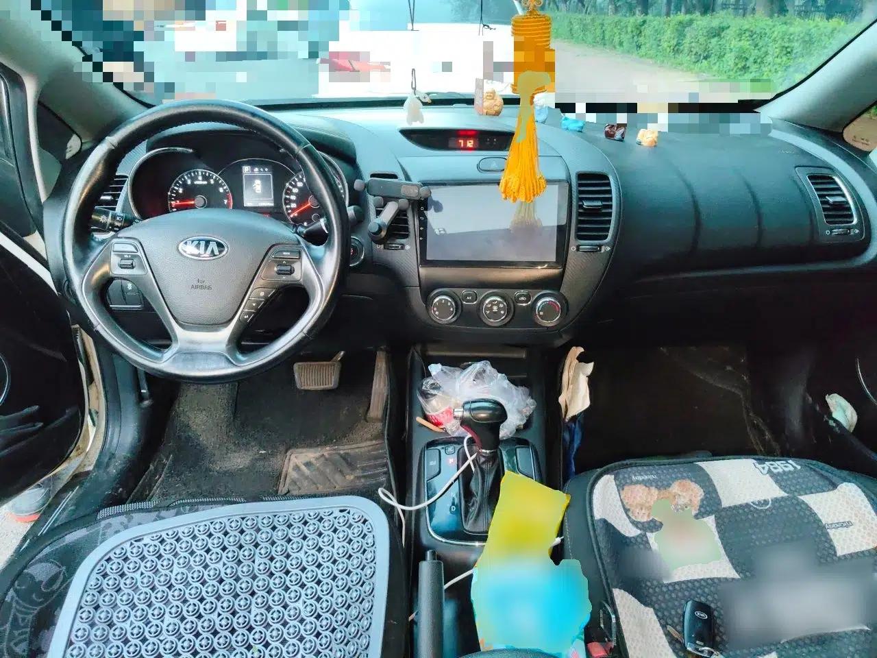 Kia K3 2016 1.6L Automatic GLS — миниатюра 9