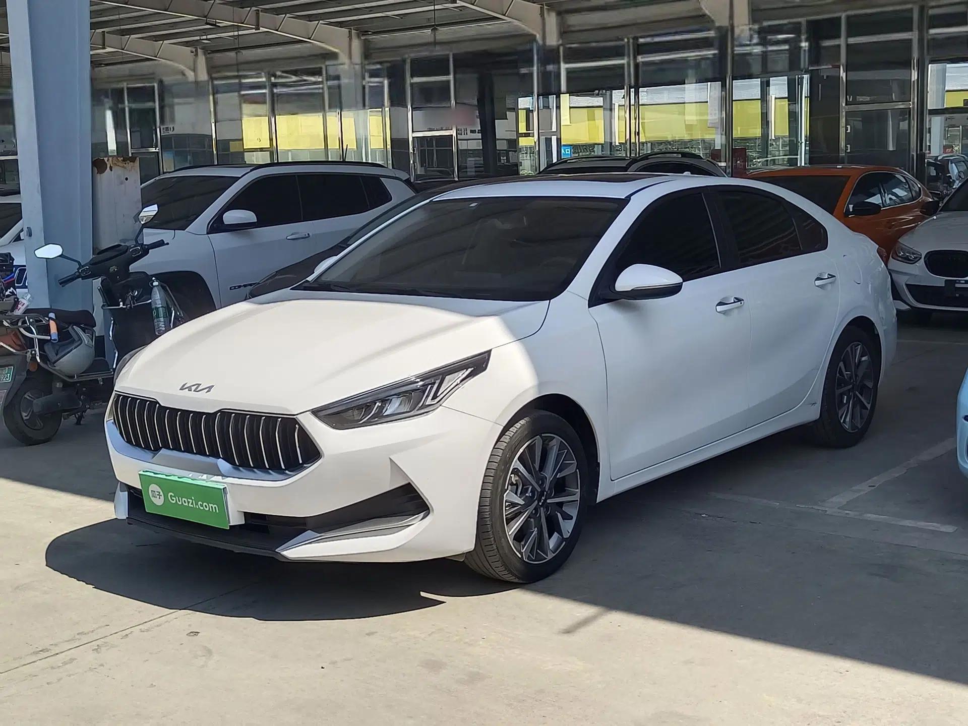 Kia K3 2021 Revised 1.5L CVT Youth Edition — миниатюра 1