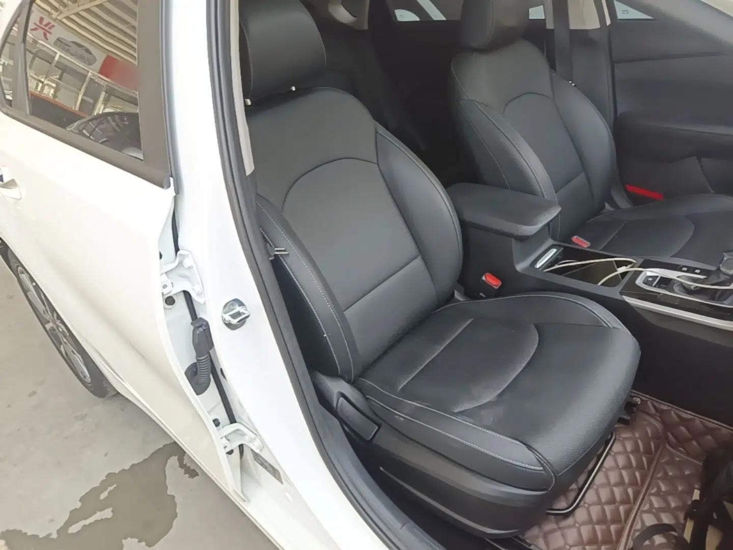 Kia K3 2021 Revised 1.5L CVT Youth Edition — миниатюра 19