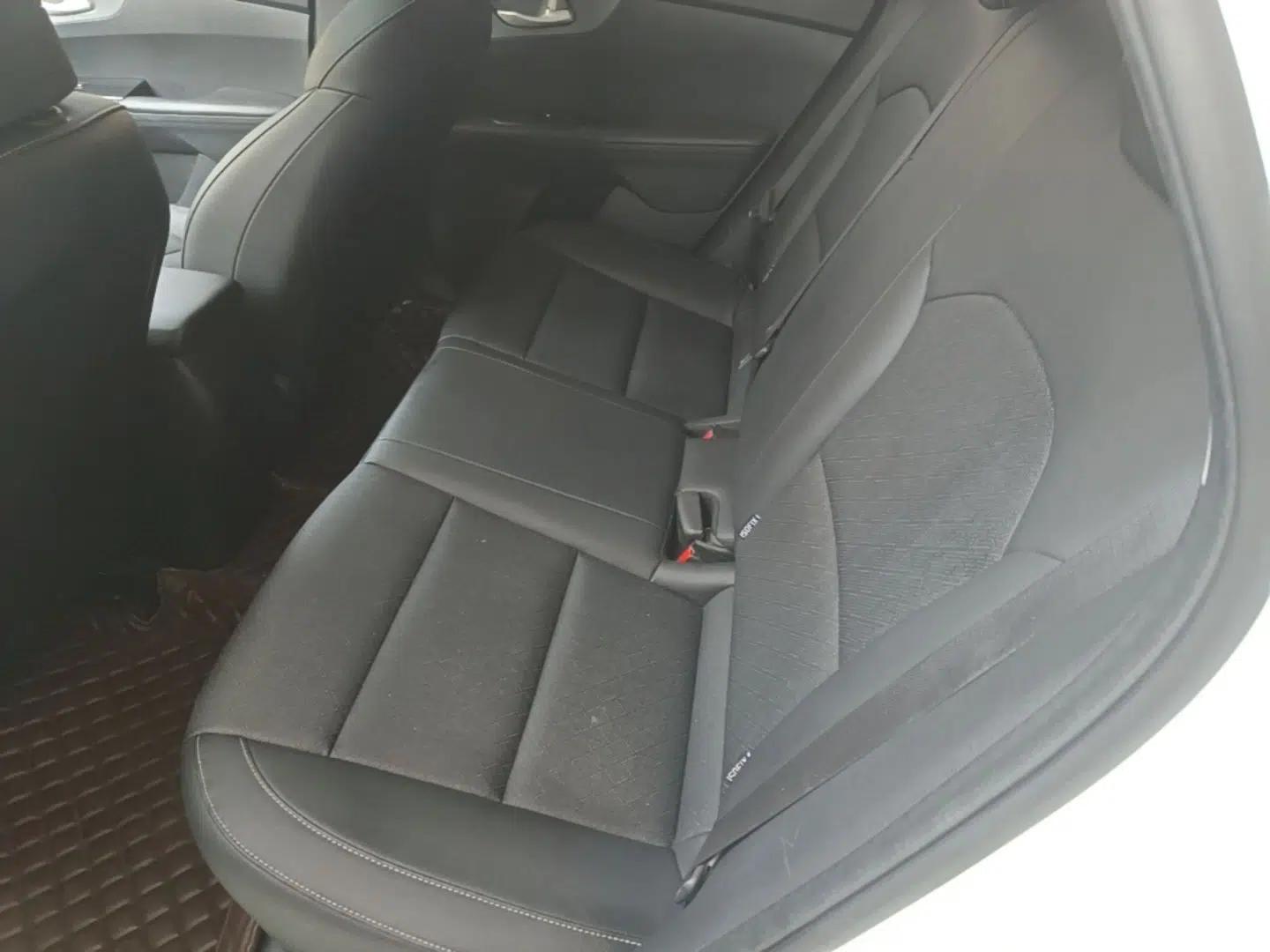 Kia K3 2021 Revised 1.5L CVT Youth Edition — миниатюра 20