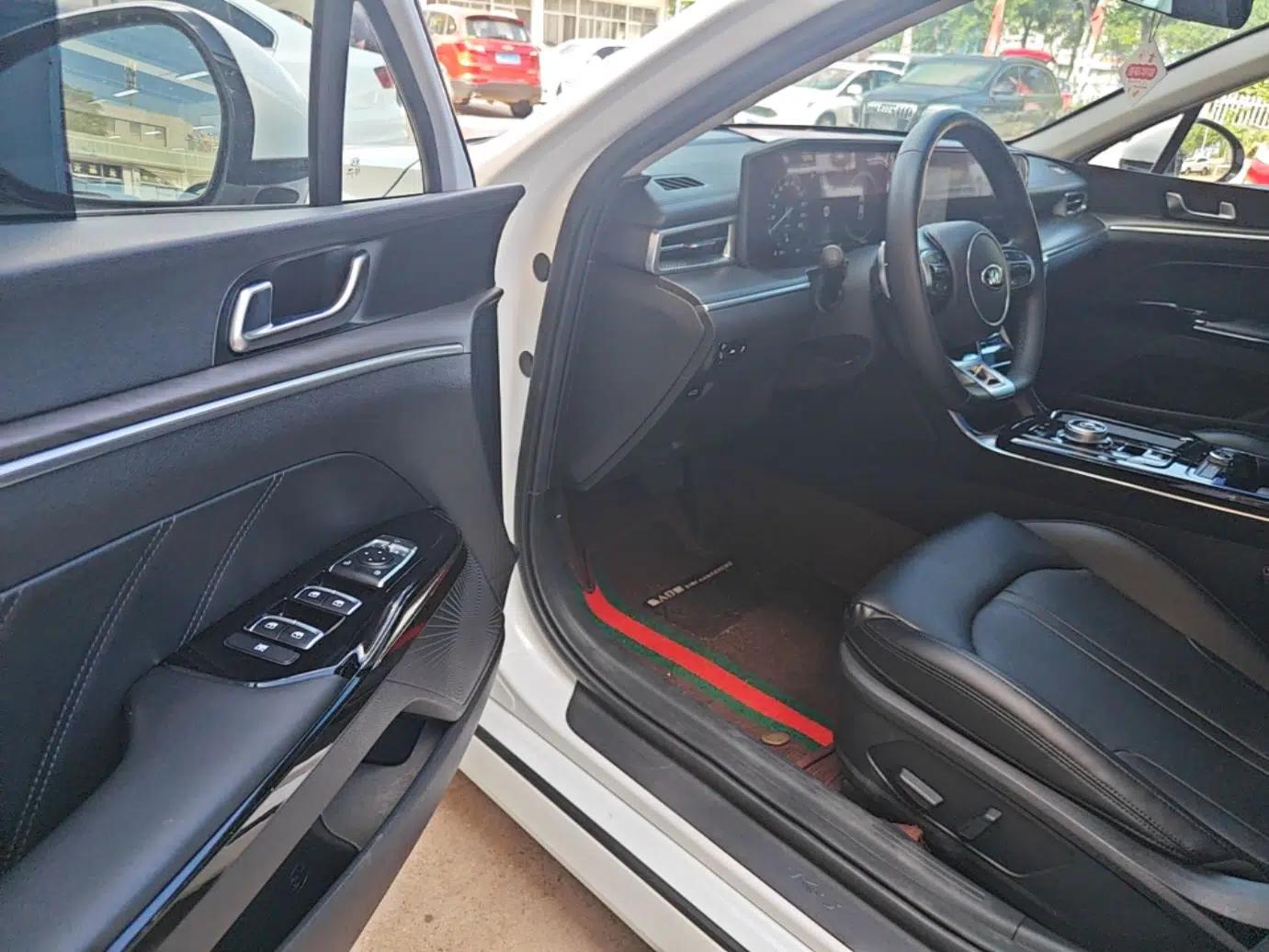 Kia K5 2020 270T CVVD Luxury Tech Edition — миниатюра 23