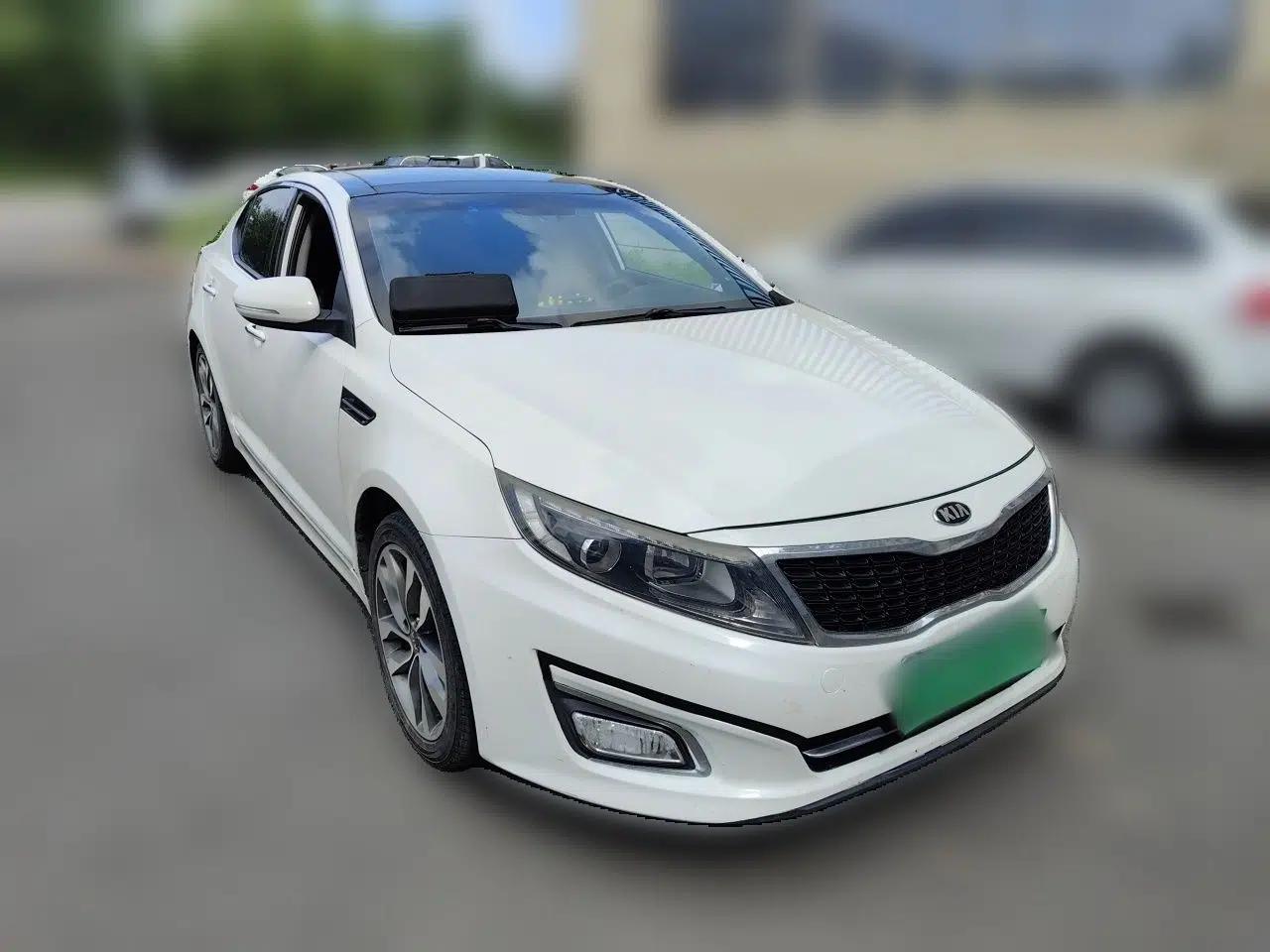 Kia K5 2014 2.0L Automatic LUXURY — миниатюра 3