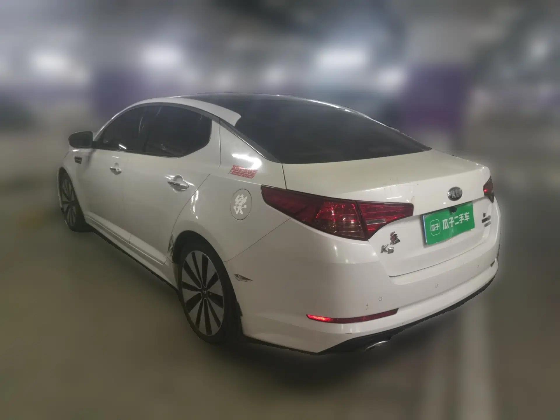 Kia K5 2012 2.0L Automatic DLX — миниатюра 4