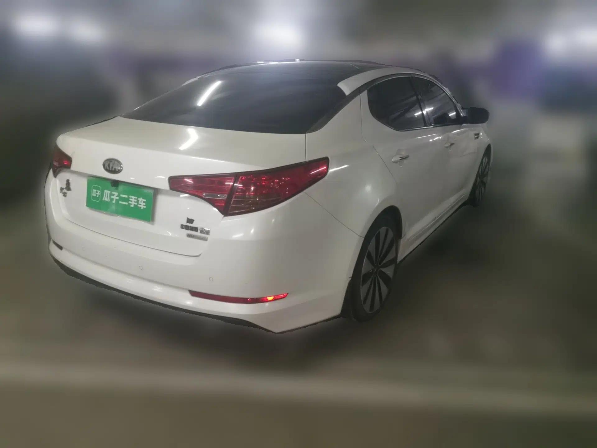 Kia K5 2012 2.0L Automatic DLX — миниатюра 6