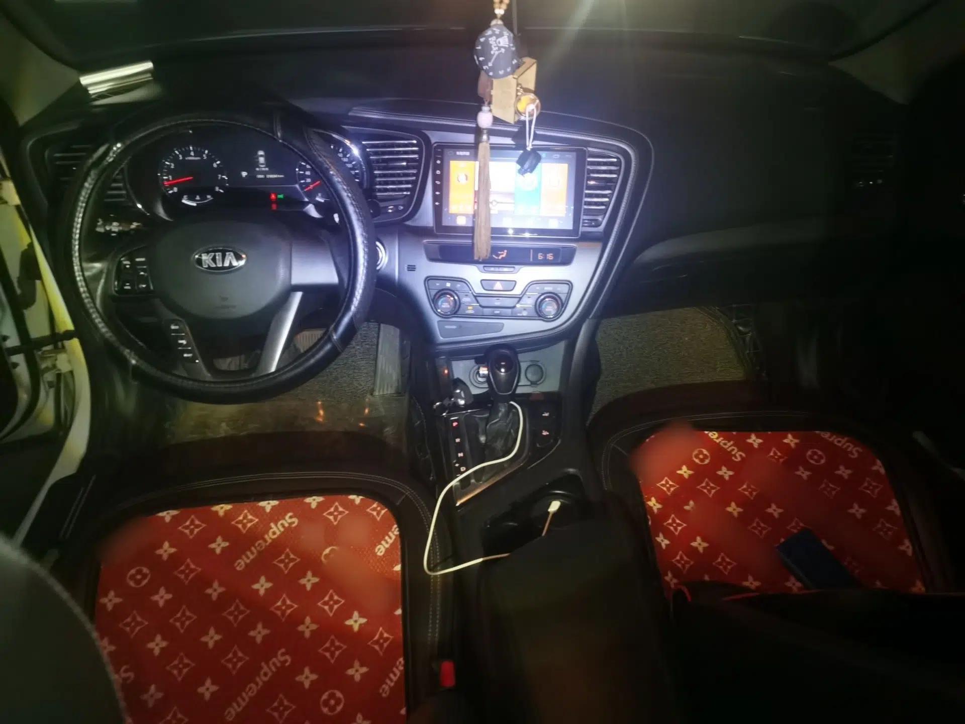 Kia K5 2012 2.0L Automatic DLX — миниатюра 9