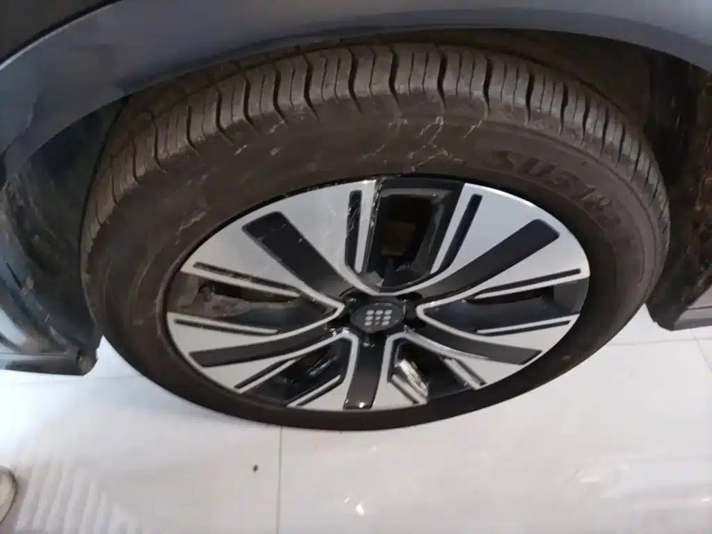 Blue Electric E5 PLUS 2026 Model, 165km Long Range First Enjoy Edition Ultra 7-Seater — миниатюра 23