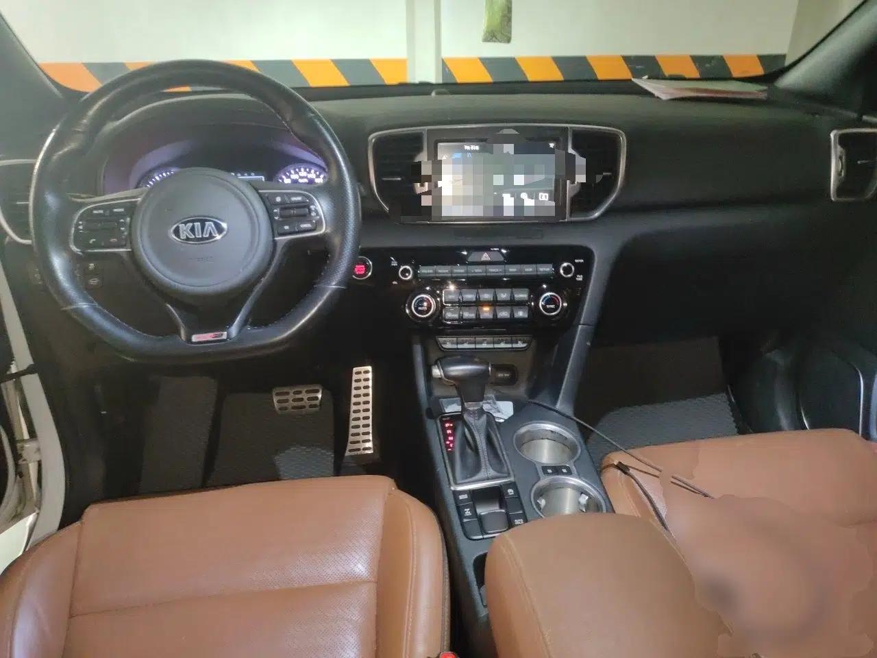 Kia KX5 2016 1.6T Automatic All-Wheel Drive Premium — миниатюра 9