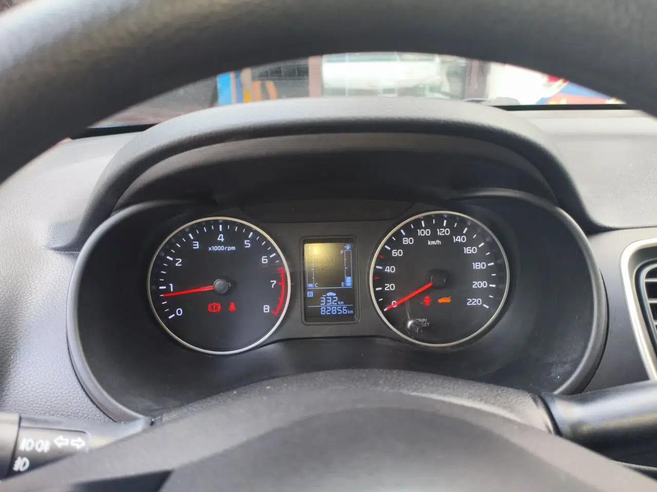 Kia Pegas 2017 1.4L Manual Value Edition — миниатюра 11