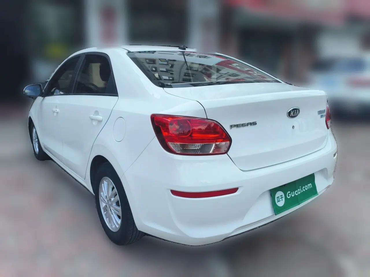 Kia Pegas 2017 1.4L Manual Value Edition — миниатюра 4