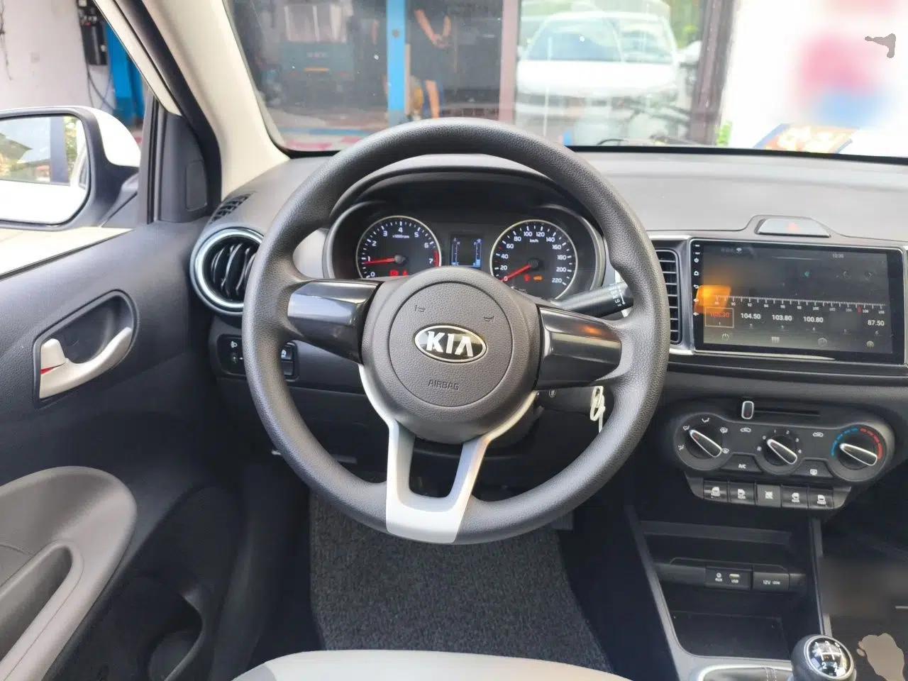 Kia Pegas 2017 1.4L Manual Value Edition — миниатюра 10
