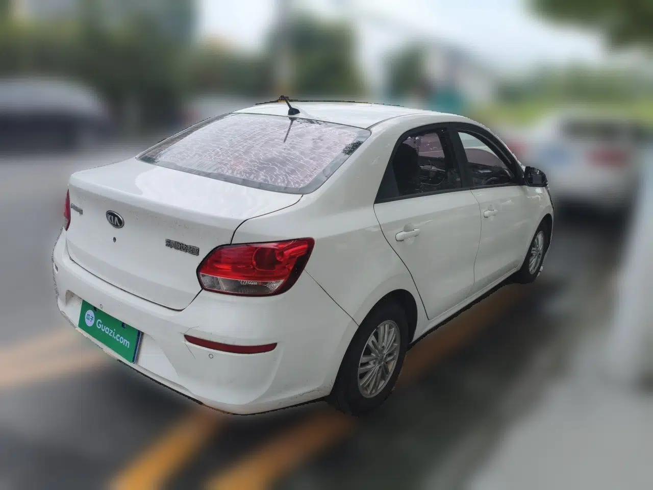 Kia Pegas 2017 1.4L Manual Value Edition — миниатюра 4